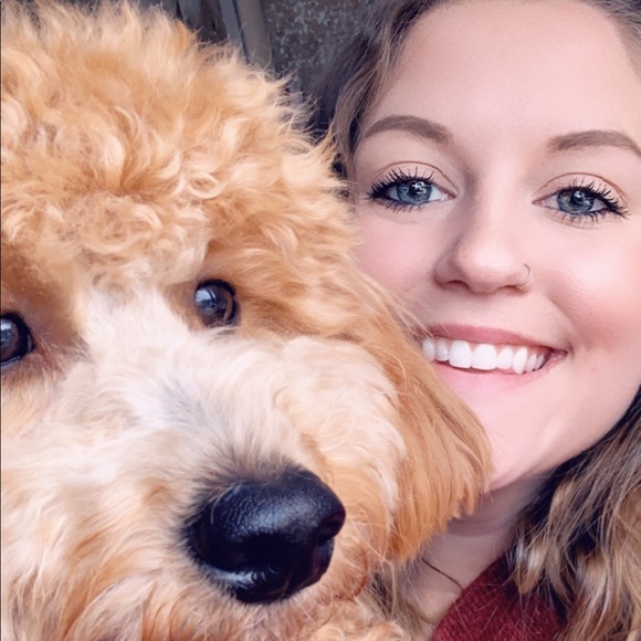 Meet your Posher, Bethany - Picture 2 of 6